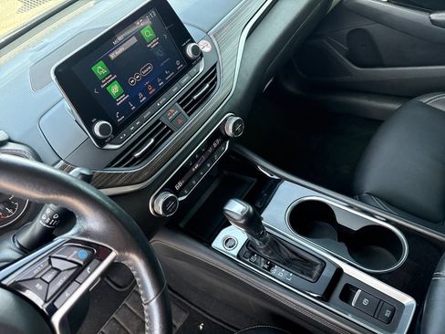 Used 2022 Nissan Altima 2.5 SL FWD image 15