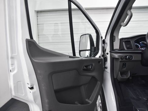Used 2023 Ford Transit 350 XLT image 9