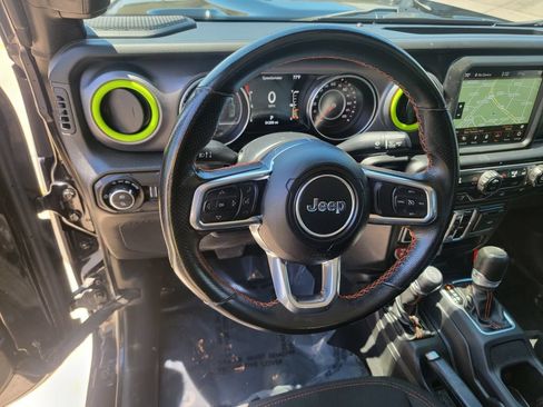 Used 2022 Jeep Gladiator Mojave w/ Trailer Tow Package AWD/4WD image 17