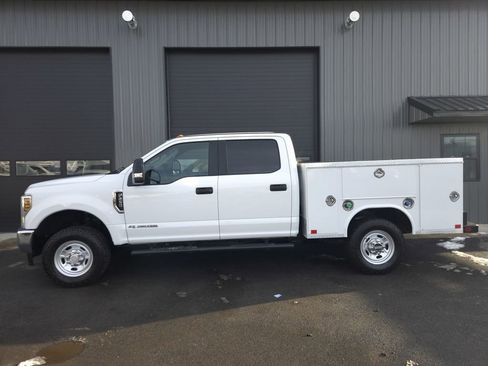 Used 2018 Ford F250 XL w/ Power Equipment Group image 1