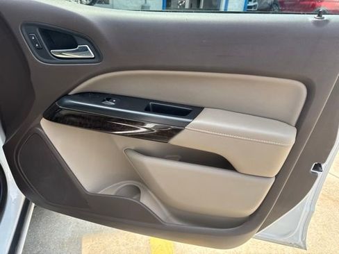 Used 2016 GMC Canyon SLE w/ Trailering Package RWD image 14