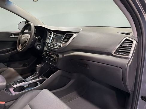 Used 2017 Hyundai Tucson SE image 11