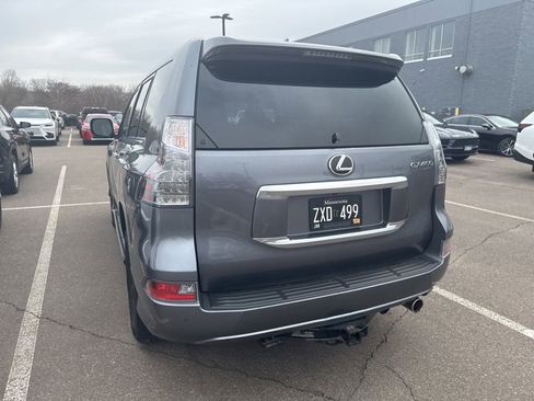 Used 2021 Lexus GX 460 Premium w/ Premium Package image 19