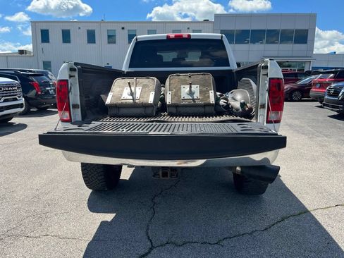 Used 2013 RAM 2500 Tradesman w/ Chrome Appearance Group AWD/4WD image 11