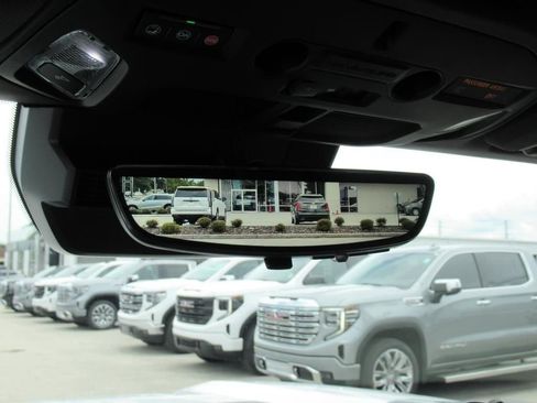 New 2026 GMC Hummer EV SUV image 26