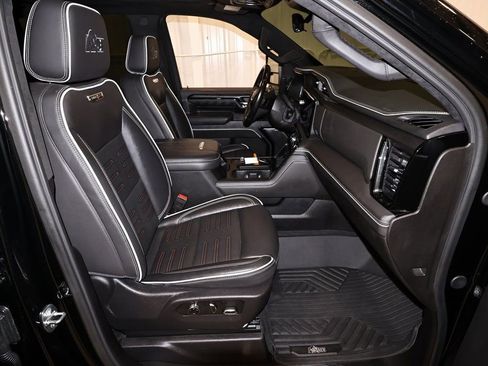 Used 2024 GMC Sierra 2500 AT4X w/ AT4X AEV Edition image 21