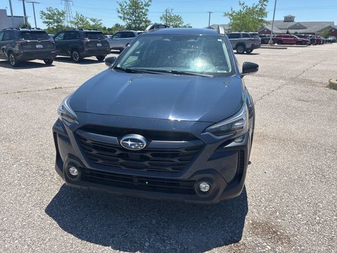 Used 2023 Subaru Outback Premium w/ Popular Package #1 AWD/4WD image 6