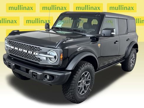 New 2025 Ford Bronco Badlands image 24