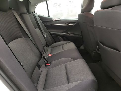 Used 2025 Toyota Camry LE FWD image 36