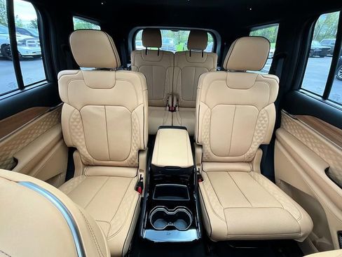 New 2026 Jeep Grand Cherokee L Summit w/ Obsidian Package AWD/4WD image 39