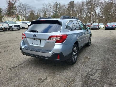 Used 2018 Subaru Outback 2.5i Limited image 6