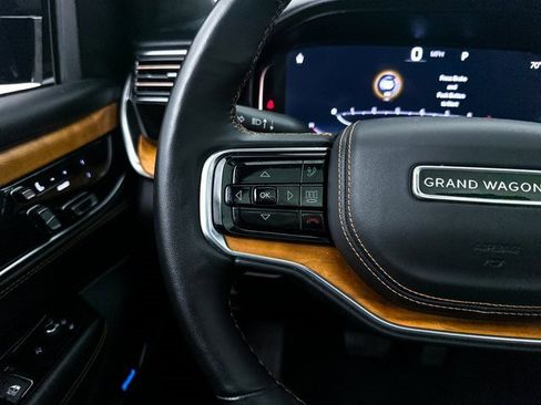 Used 2022 Jeep Grand Wagoneer Series III image 33