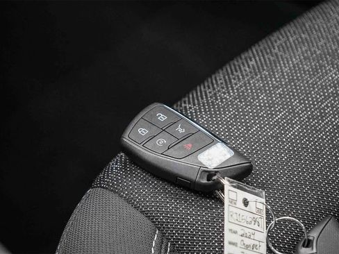 Used 2024 Chevrolet Traverse LT w/ Trailering Package image 26