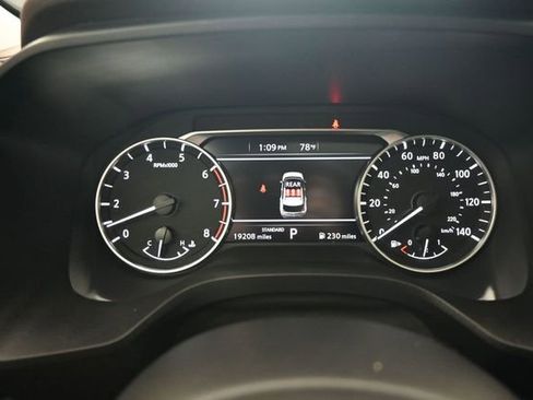 Used 2023 Nissan Rogue SL FWD image 14