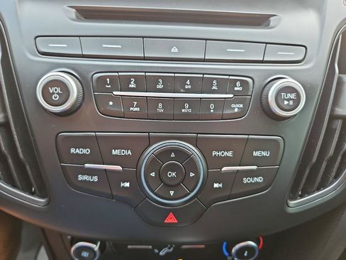 Used 2015 Ford Focus SE w/ SE Sport Package FWD image 28