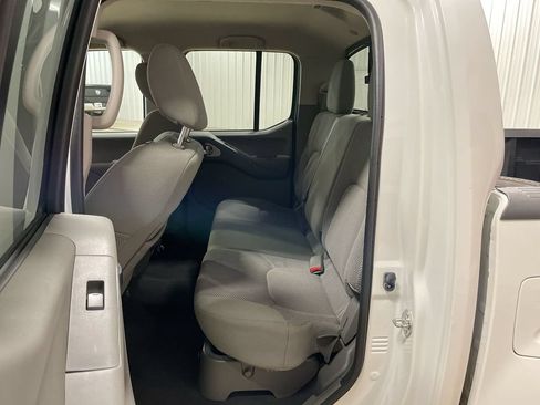 Used 2019 Nissan Frontier SV RWD image 20