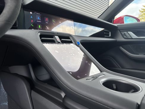 New 2026 Porsche Taycan image 22