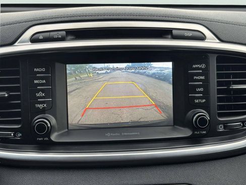 Used 2018 Kia Sorento EX FWD image 31