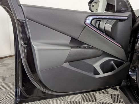 Used 2025 BMW X3 xDrive30i w/ Convenience Package image 13