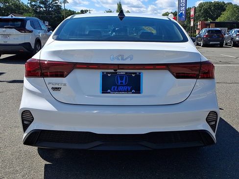Used 2023 Kia Forte LXS FWD image 5