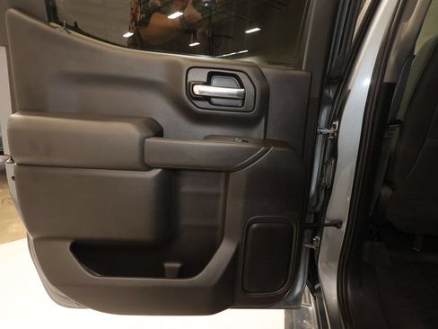 Used 2020 Chevrolet Silverado 1500 LT w/ All-Star Edition AWD/4WD image 11