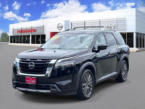 Certified 2023 Nissan Pathfinder SL w/ SL Premium Package AWD/4WD image 1