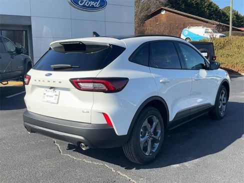 New 2025 Ford Escape ST-Line w/ Equipment Group 301A FWD image 4