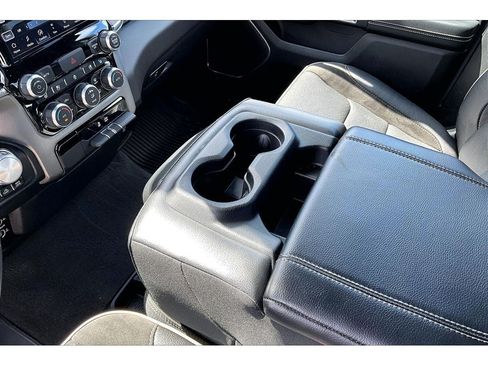 Used 2024 RAM 1500 Laramie w/ Off Road Group AWD/4WD image 15