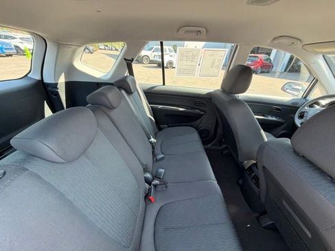 Used 2009 Kia Rondo LX FWD image 22