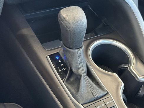Used 2022 Toyota Camry LE FWD image 26