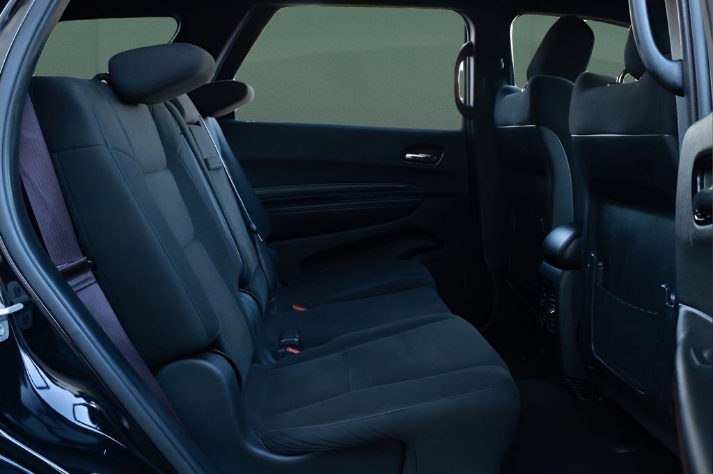 Used 2023 Dodge Durango GT RWD image 13