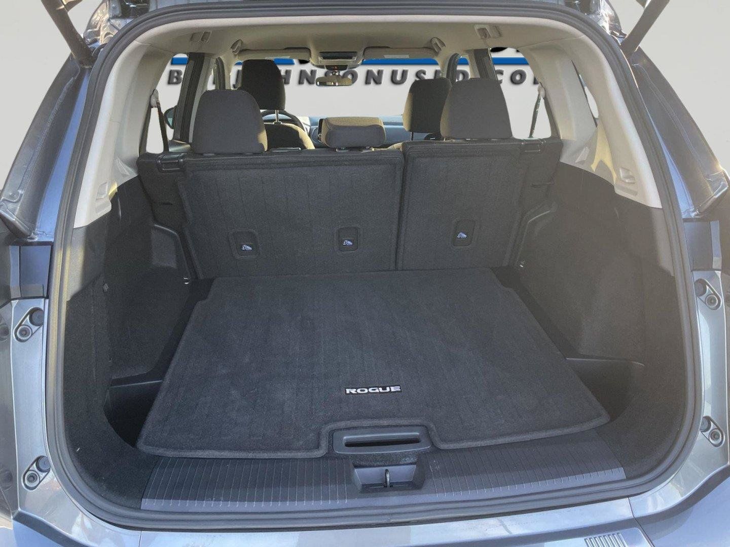 Used 2026 Nissan Rogue SV AWD/4WD image 9