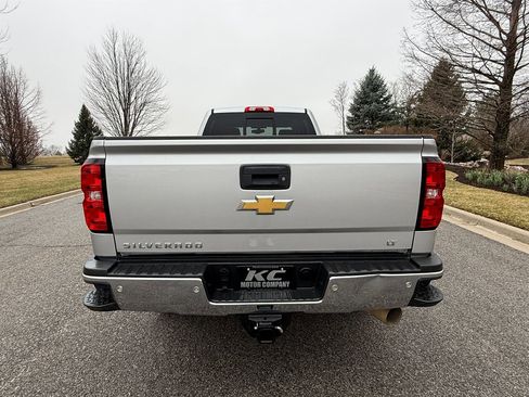 Used 2018 Chevrolet Silverado 2500 LT w/ LT Convenience Package image 7
