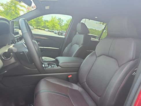 Used 2025 Honda Pilot Black Edition image 15