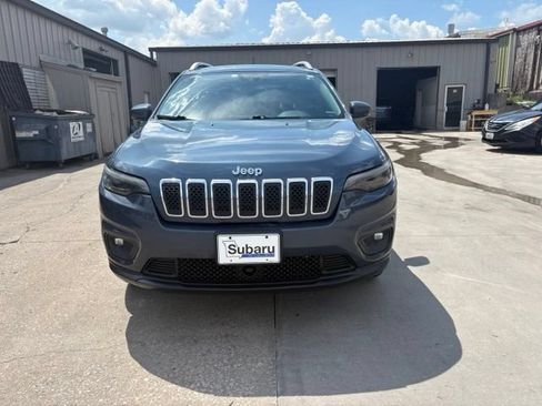 Used 2021 Jeep Cherokee Latitude Lux AWD/4WD image 2