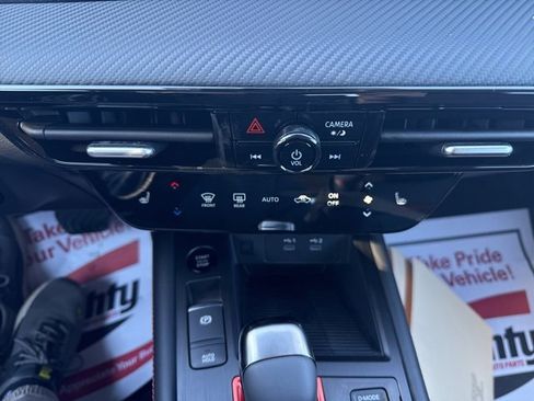 New 2026 Nissan Kicks SR w/ SR Premium Package image 17