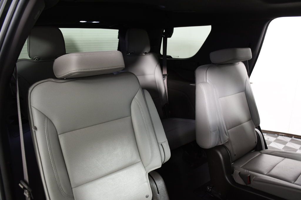 Used 2021 GMC Yukon SLT w/ SLT Premium Package AWD/4WD image 23