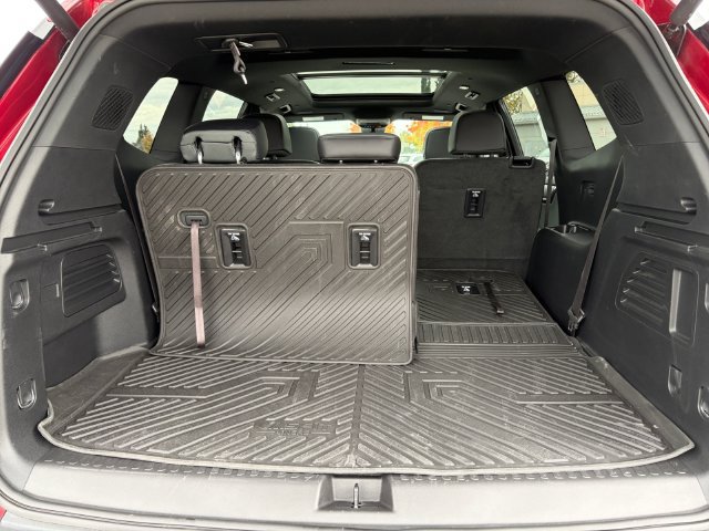 Used 2026 GMC Acadia AT4 w/ Luxury Package AWD/4WD image 23