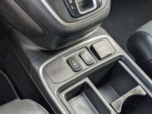Used 2016 Honda CR-V EX-L image 17