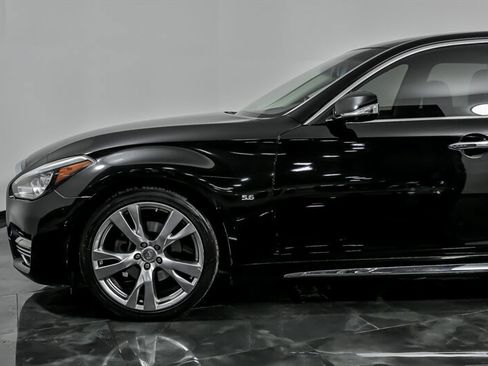 Used 2015 INFINITI Q70 L 5.6 w/ V8 Deluxe Technology Package image 6