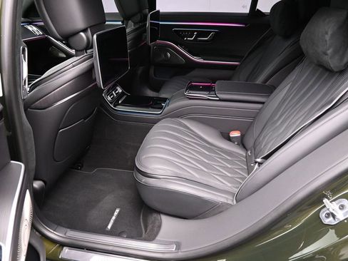 Used 2025 Mercedes-Benz S 63 AMG S image 21