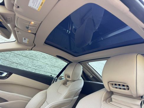 Used 2014 Mercedes-Benz SL 550 w/ Sport Wheel Package image 32