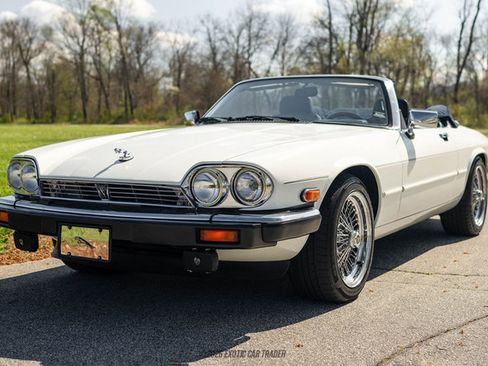 Used 1989 Jaguar XJS V12 Convertible image 14