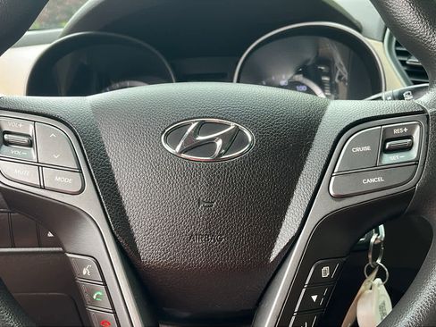 Used 2017 Hyundai Santa Fe Sport AWD/4WD image 11