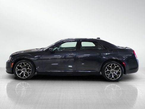 Used 2015 Chrysler 300 S image 4