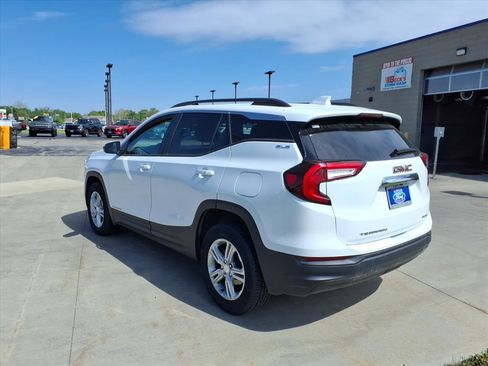 Used 2024 GMC Terrain SLE w/ Driver Convenience Package AWD/4WD image 5