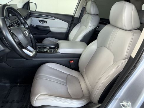 Used 2023 Honda Pilot Touring image 13