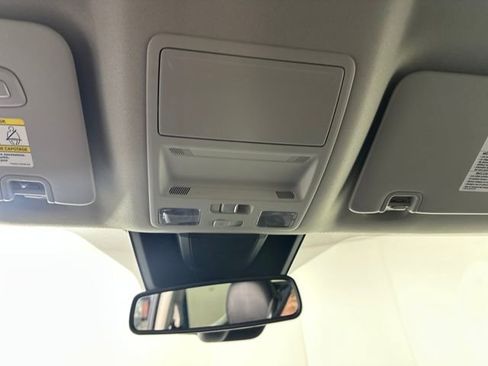 Used 2025 Ford Ranger Lariat w/ FX4 Off-Road Package image 24