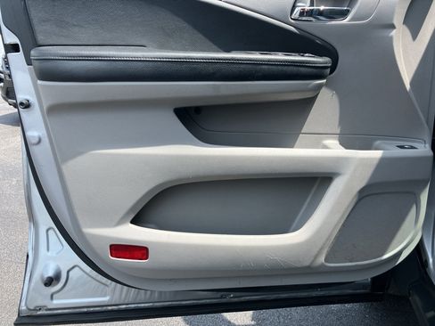 Used 2018 Honda Pilot EX image 12