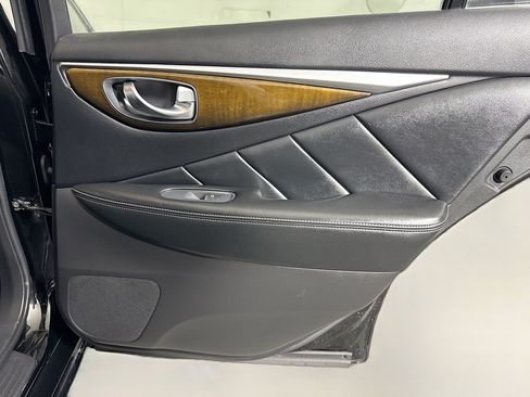 Used 2019 INFINITI Q50 Luxe w/ Cargo Package (L96) RWD image 28